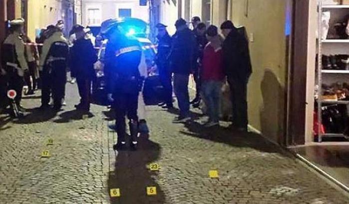 Pesaro, esecuzione 'ndranghetista: fratello di un pentito ucciso con 30 colpi di pistola