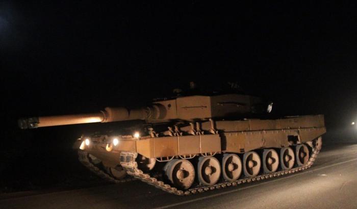 Erdogan prepara i carri armati Leopard per massacrare i curdo-siriani