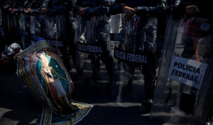 Nemmeno la Vergine di Guadalupe protegge più i migranti ai confini del Messico