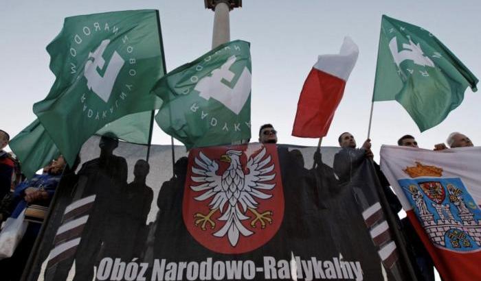 Nazionalismo e odio verso i migranti armano le mani degli assassini in Polonia