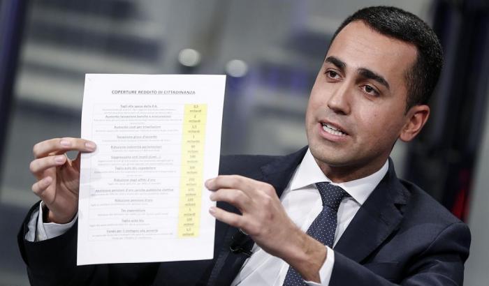 Di Maio sfoggia il suo europeismo (ma due anni fa prometteva di uscire dall'euro)