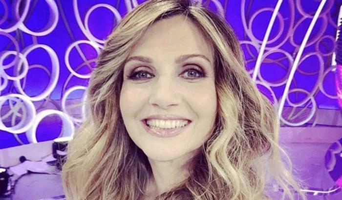 Finita la Vita in diretta Lorella Cuccarini candidata a condurre lo zecchino d'oro