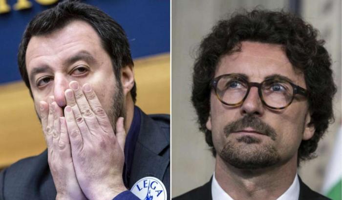 Altro che Tav, Toninelli tira fuori la dignità e bacchetta Salvini: l'avrei voluto qui a ricordare i morti di Pioltello