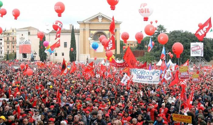 I sindacati e la sinistra unita dopo lo sfacelo di Renzi