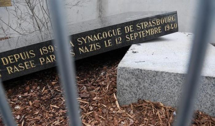 Profanata la stele della sinagoga di Strasburgo