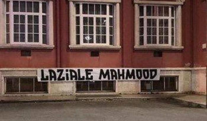 Gli ultras razzisti della Roma cambiano bersaglio: "Laziale Mahmood”