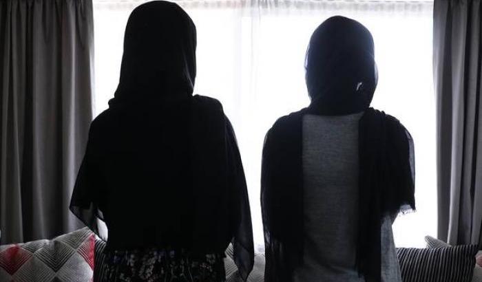 "Fottute musulmane andate via": ad Auckland minacciate due ragazze con l'hijab