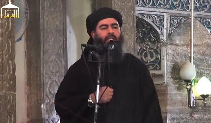 Gli 007 iracheni: "al-Baghdadi si trova nel deserto, nascosto nei tunnel sotterranei"