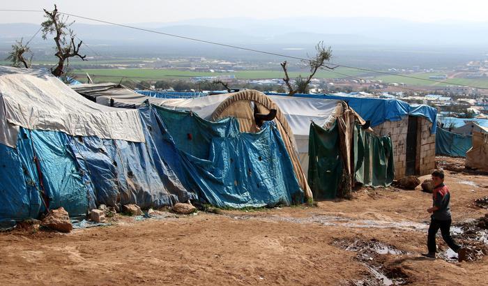 L'inferno siriano: altri 12 bimbi morti in un campo profughi