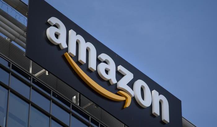 Il peggio della fantascienza: un sistema automatico indica ad Amazon i lavoratori da licenziare