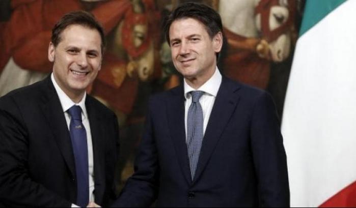 0005299B-siri-e-conte Siri e Conte