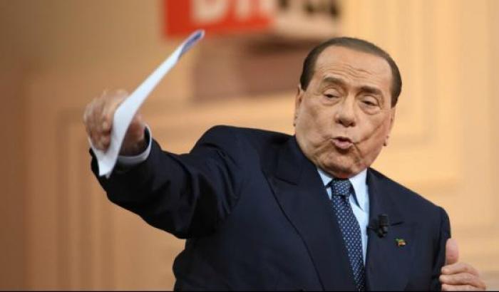 Berlusconi è preoccupato: "Sono tornati i comunisti"