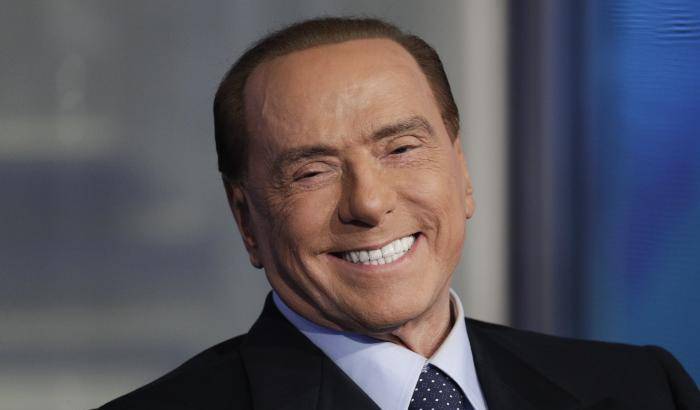 Il medico gli consiglia di non faticare per le Europee (non ne vale la pena) ma Silvio non demorde