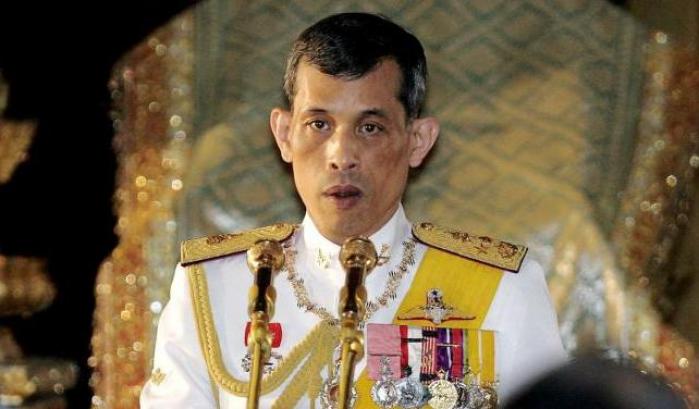 Bangkok, tutto pronto per l'incoronazione di Vajiralongkorn, figlio dell'amatissimo re Bhumibol