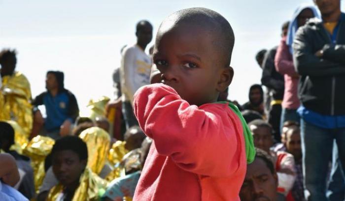 Un bimbo migrante