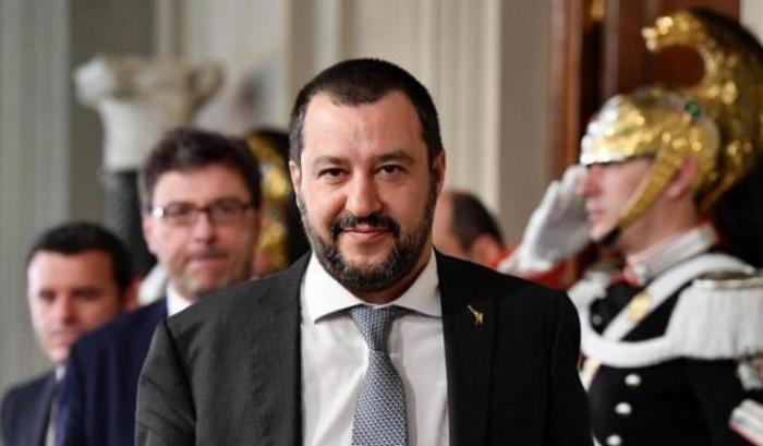 Deriva autoritaria: Salvini chiede i poteri per poter chiudere le acque territoriali