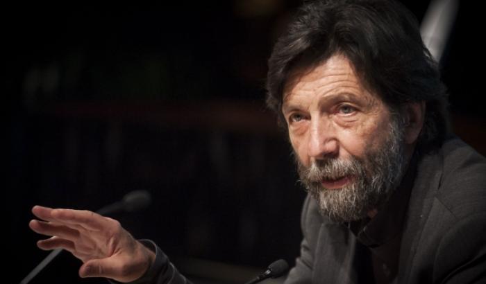 Cacciari: "su Carola il gip ha perfettamente ragione, i ministri tacciano e rispettino la magistratura"