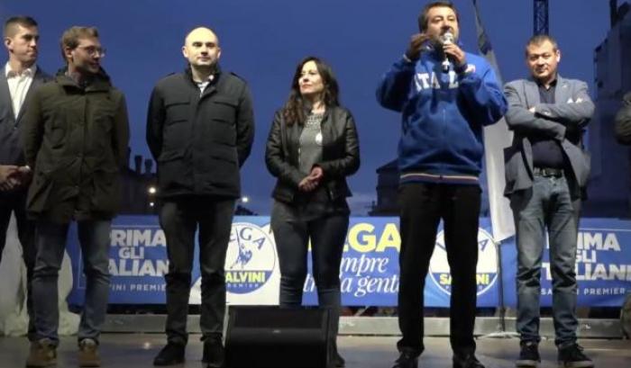 Striscioni e Bella Ciao: Salvini contestato dalla Carpi antifascista