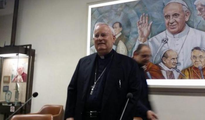 Il Presidente dei vescovi italiani: "Non si vive di simboli religiosi"