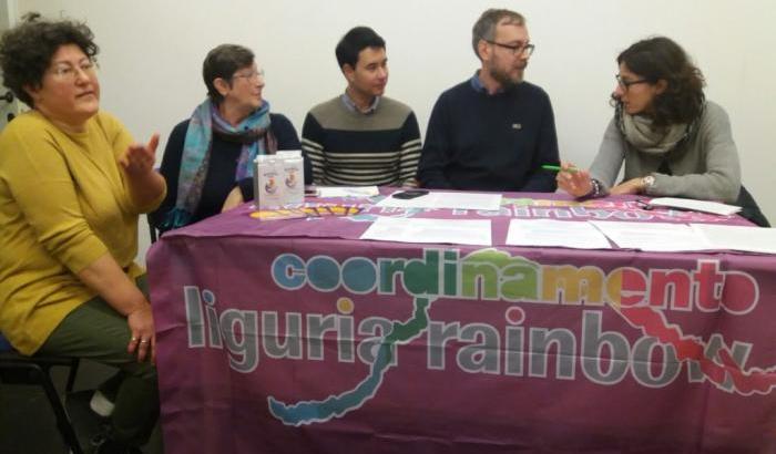 Casapound a Genova e Liguria Rainbow organizza le 'balconiadi' di protesta