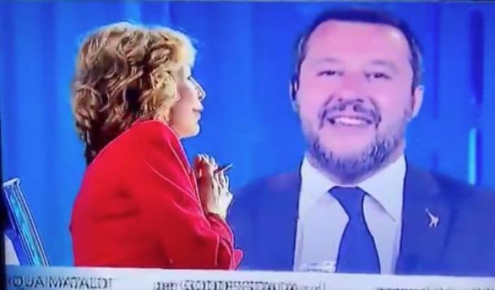 Gruber vs Salvini: "se le sue promesse valgono come quella dei fiori per me i suoi elettori sono messi male"