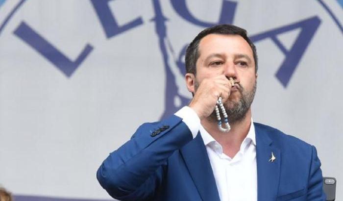 Il rosario di Matteo Salvini