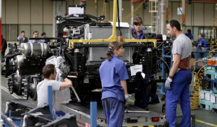 00052F36-la-fabbrica-iveco-dove-lavorava-la-donna La fabbrica Iveco dove lavorava la donna