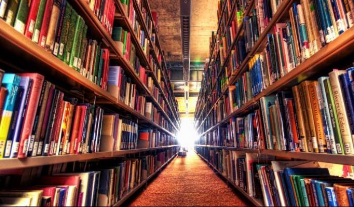 "Niente libri perché straniera": a una bambina negato il prestito in una biblioteca