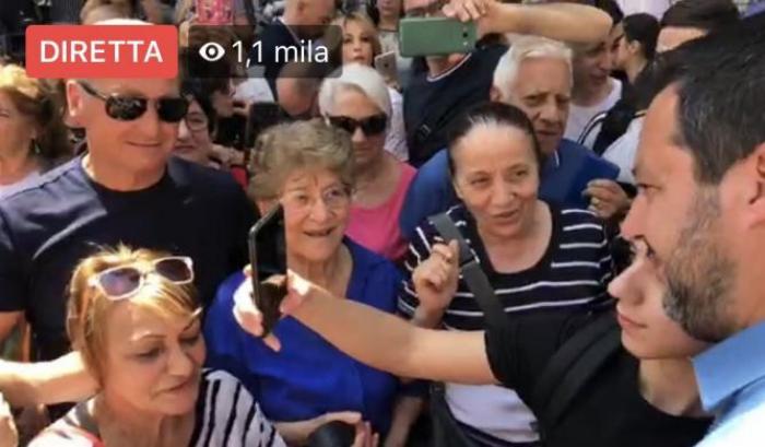 Uno studente marina la scuola per andare al comizio, Salvini: "hai fatto bene"