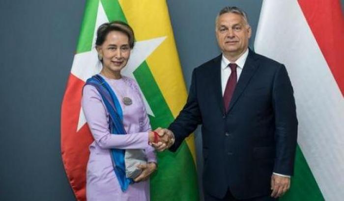 Mai premio Nobel fu più sbagliato: Aung San Suu Kyi incontra Orban, intesa su immigrazione e islam