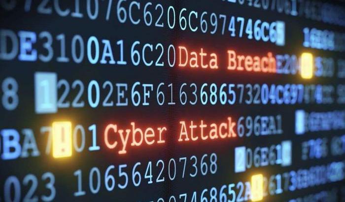 Ucraina, attacco informatico contro il sito del ministero della difesa: sotto accusa i russi