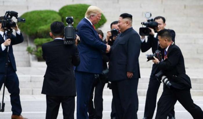 Corea del Nord, Trump preannuncia una nuova trattativa con Kim Jong Un