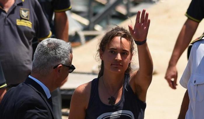 La portavoce di Sea Watch: "Carola Rackete archiviata, non si può criminalizzare chi salva vite"