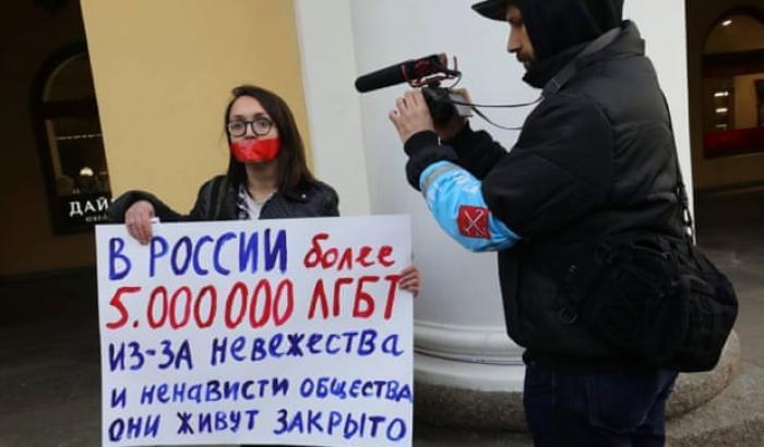Yelena Grigoryeva protesting over LGBT rights