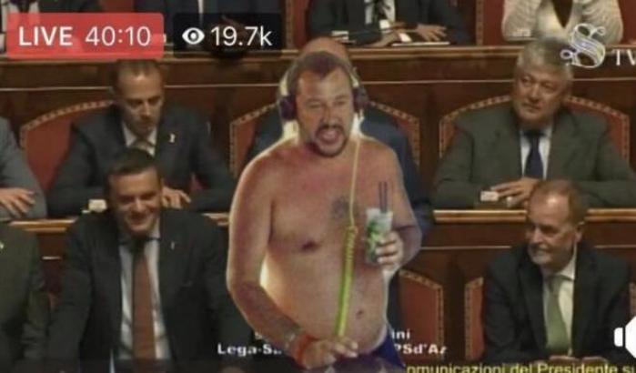Un fotomontaggio di Salvini