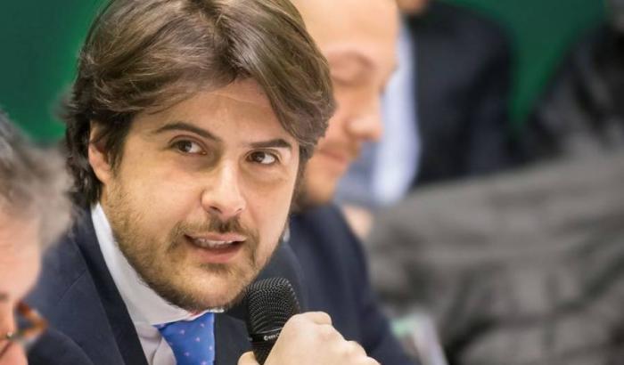 Buffagni (M5s) spera ancora in Salvini: "Il Pd mi spaventa" (quelli dei 49 milioni, della Russia e dei porti chiusi No)