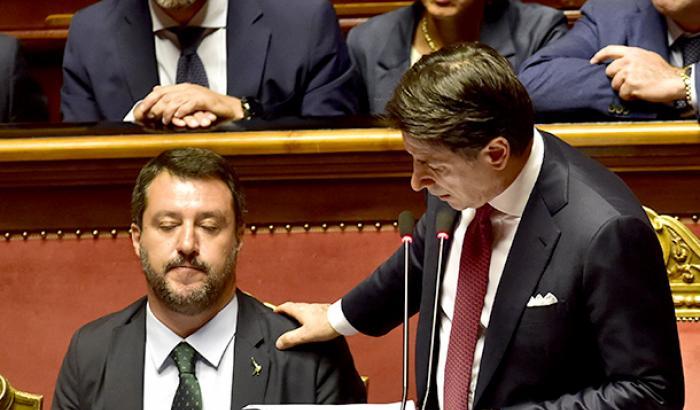 La fiducia in Salvini precipita, trionfa Conte