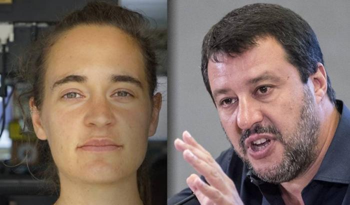 Salvini indagato per aver diffamato Carola Rackete