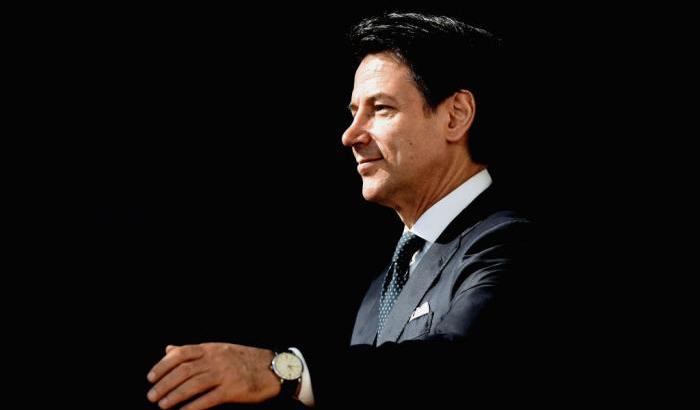 Renzi incalza Conte sugli 007: "Riferisca al Copasir sulla visita segreta di Barr"