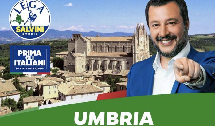 Salvini accusa gli altri di prendere "ordini dall'estero", ma dimentica a chi chiedeva soldi Savoini