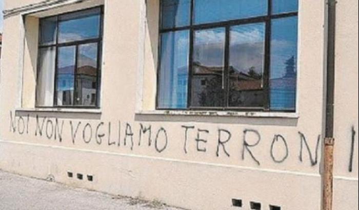 "Terrona morta di fame, torna a casa tua": una donna aggredita dai vicini a Forlì