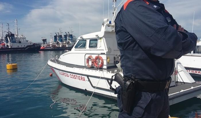 La Guardia costiera italiana salva 90 migranti, Malta però nega il trasbordo