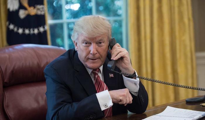 Trump denunciato da uno 007 Usa: ha fatto una 'promessa' a un leader straniero