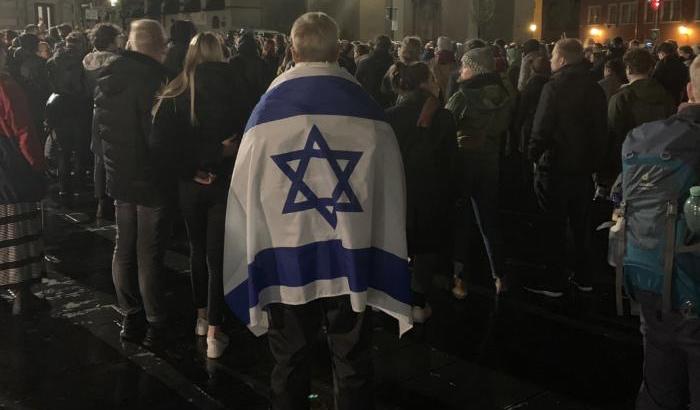 Manifestazione di solidarietà dopo l'attentato antisemita ad Halle
