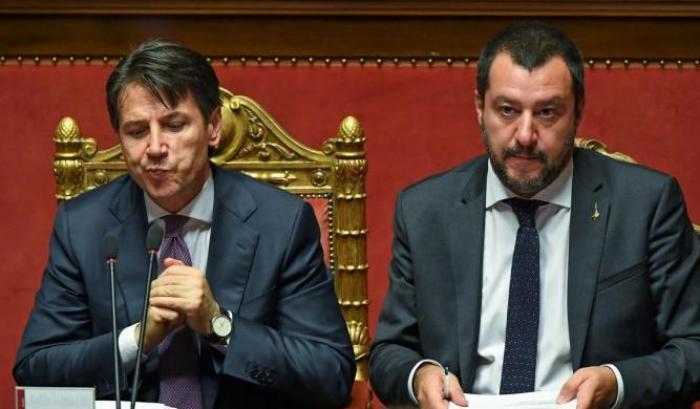 Per distrarre dal 'suo' Russiagate Salvini usa gli 007 per attaccare Conte: "Ha la coscienza sporca"