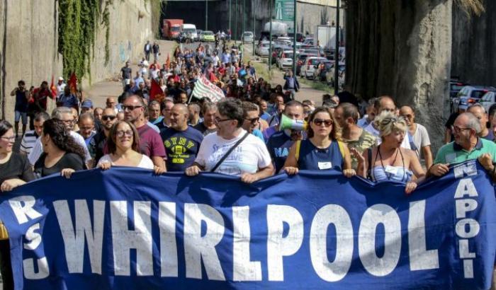 Brutte notizie alla Whirlpool, entro fine mese la sede di Napoli chiuderà