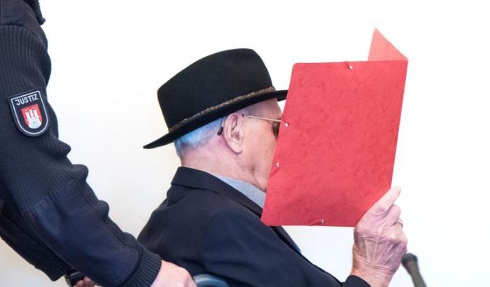 In Germania si è aperto un processo a una ex guardia nazista: l'imputato ha 94 anni