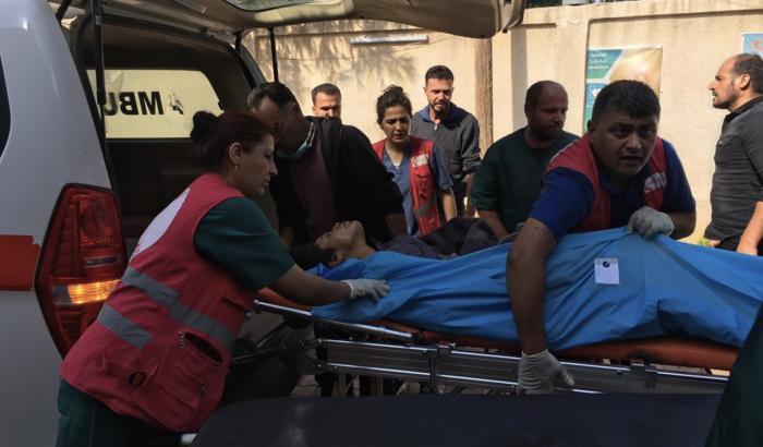 Erdogan viola la tregua: 7 civili uccisi e 21 feriti nei raid aerei su Ras al Ayn