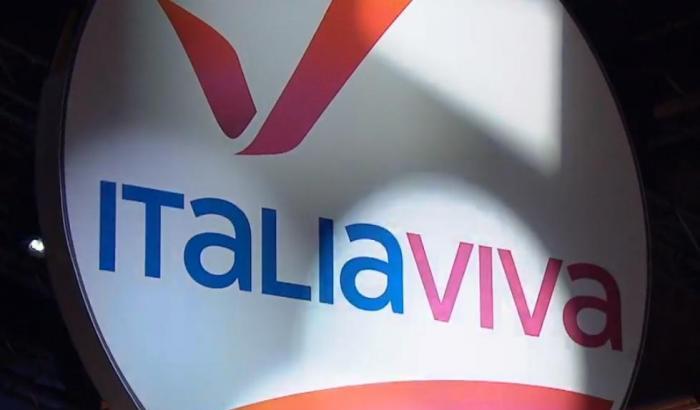 Critiche al logo di Italia Viva, i grafici rispondono: "Si sentono tutti esperti"