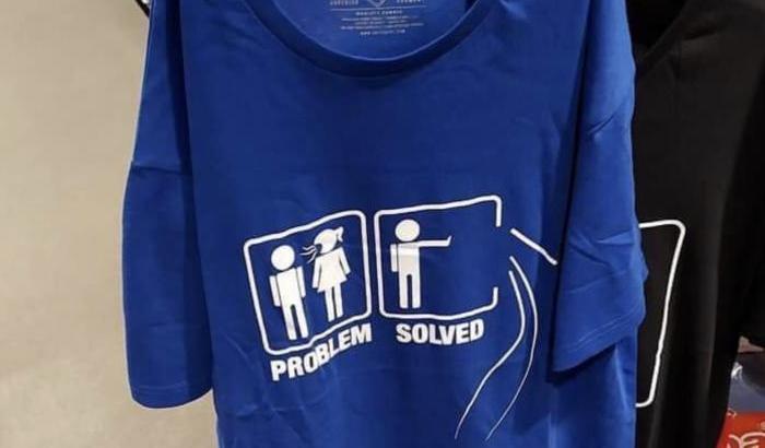 La maglietta pro-femminicidio